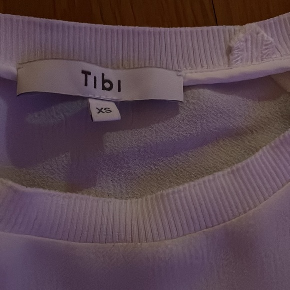 Tibi long sleeved blouse with puff sleeve detail. - Picture 2 of 3